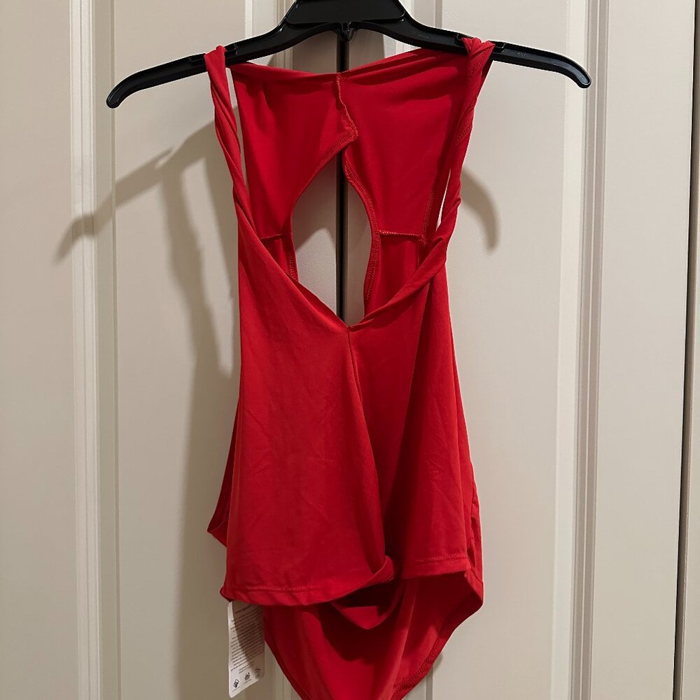 Ligiana Fit Red Cut Out Open Back Muscle Tank Top New w Tags Small Size